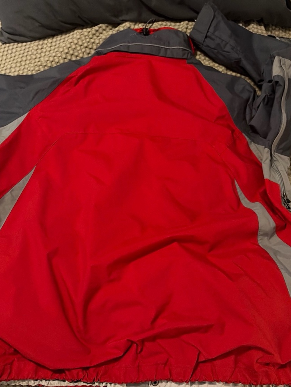 Columbia Men’s Red and Gray Vertex Ski Jacket - Picture 2 of 3